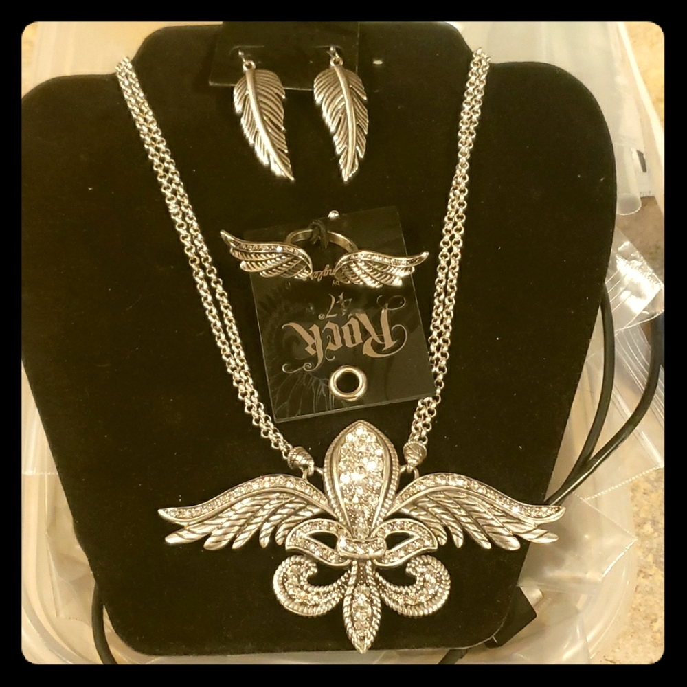 Montana Silversmith R47 set